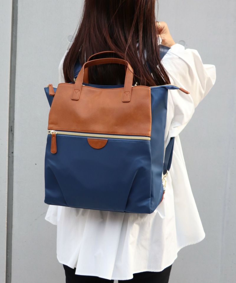 人気【CHANEL】バイカラーが可愛い バックパック ３WAYバッグ バイカラー CHANEL(シャネル) バックパック・リュック