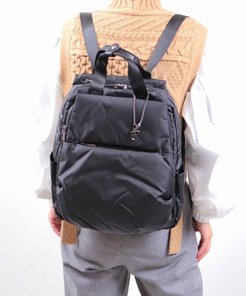 Bermosa]コーデュラナイロン A4サイズ対応 ラウンド型リュック