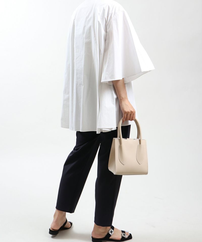 ★ALAIA★関税込♪日本未入荷♪Cube Mini 2WAY ハンドバッグ 本革 スクエア型2WAYハンドバッグ | LASIEM（ラシエム）公式