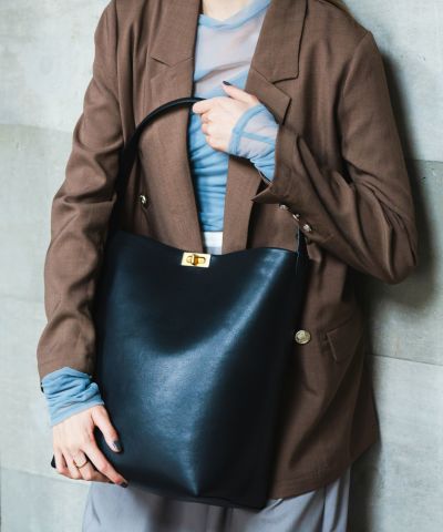 [LA MARGE]本革 ワンハンドル バケツバッグ 大容量 A4サイズ収納可