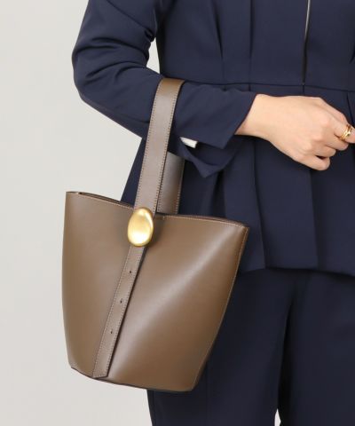 [LA MARGE]本革 ワンハンドル ポイントモチーフ ショルダーバッグ